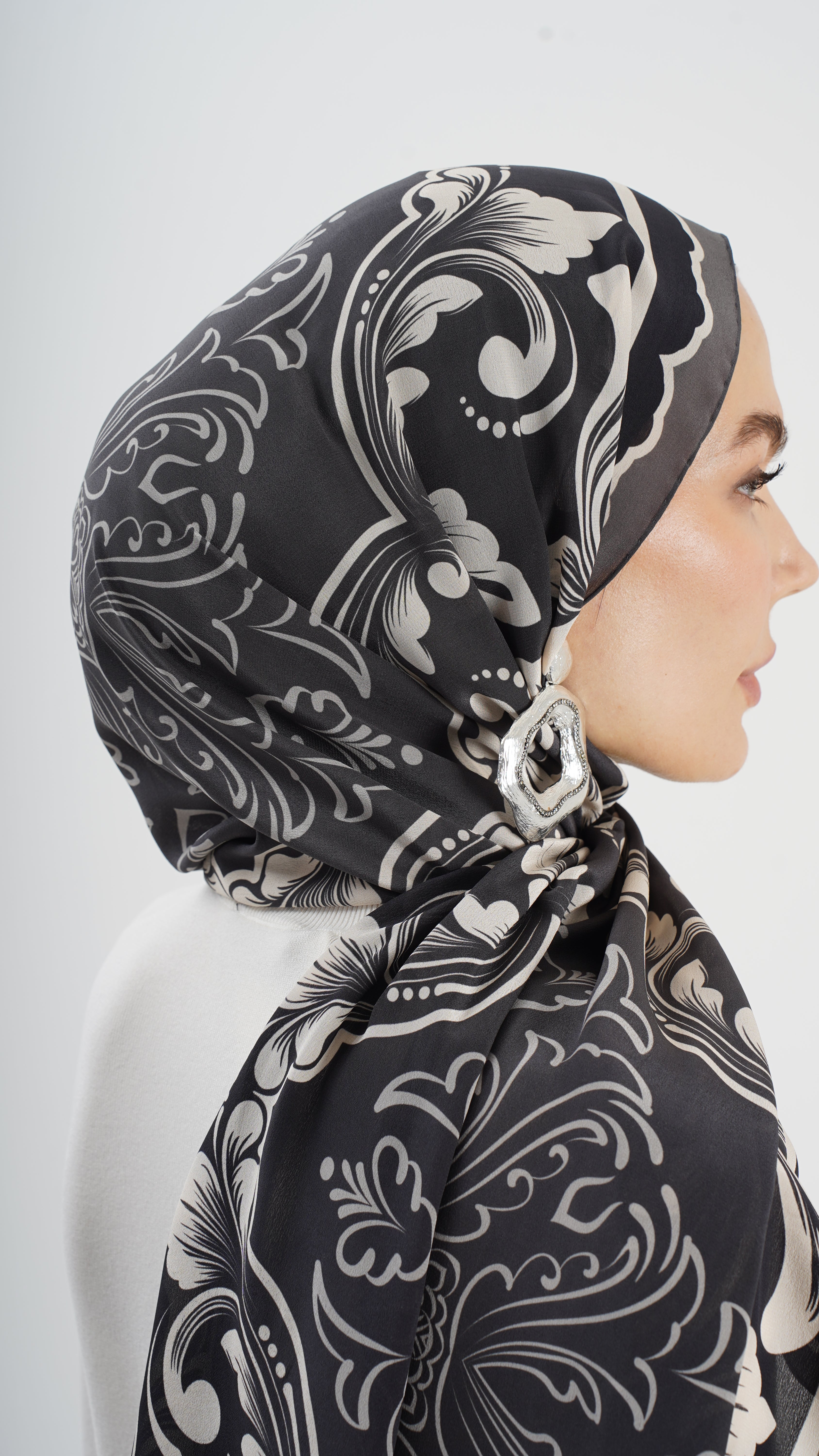 Siyah Barok Web Shell Krep İpek Şal 73×193