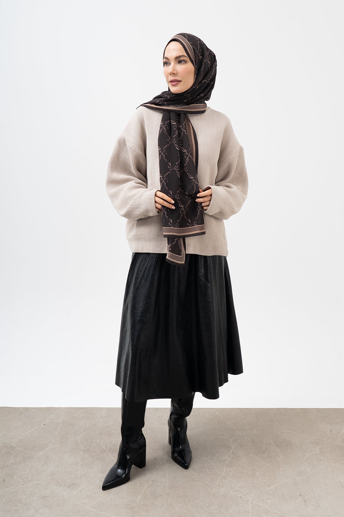 Kahve Kurdeleli Krep İpek Şal 73×193