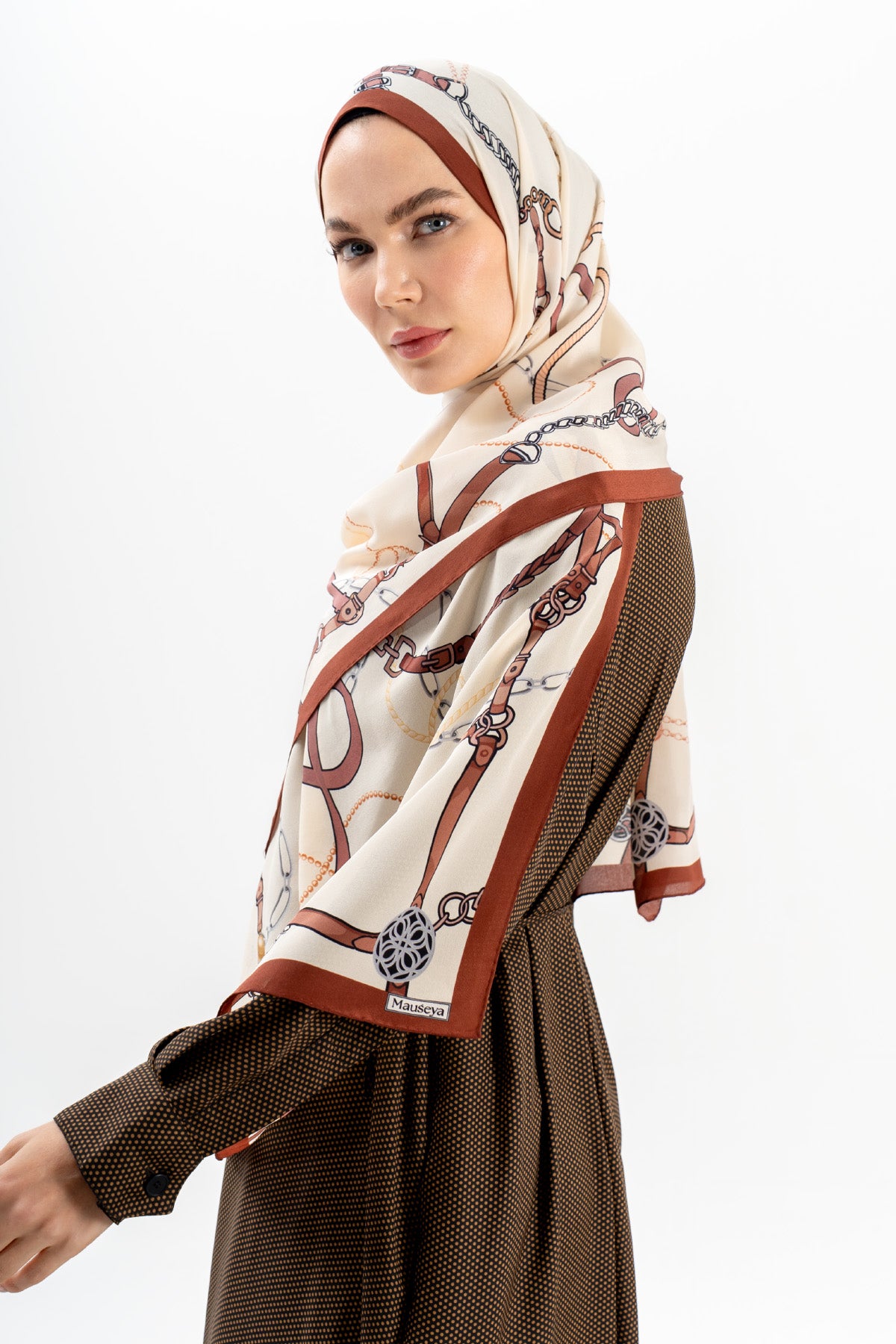 Asil Zincir Krem Kahve Krep İpek Şal 73×193